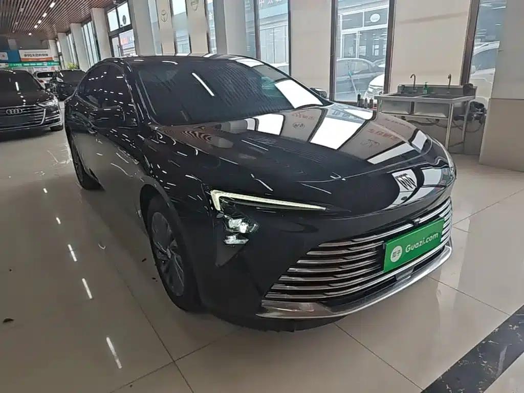 Buick LaCrosse 2025 28T Platinum Edition — миниатюра 4