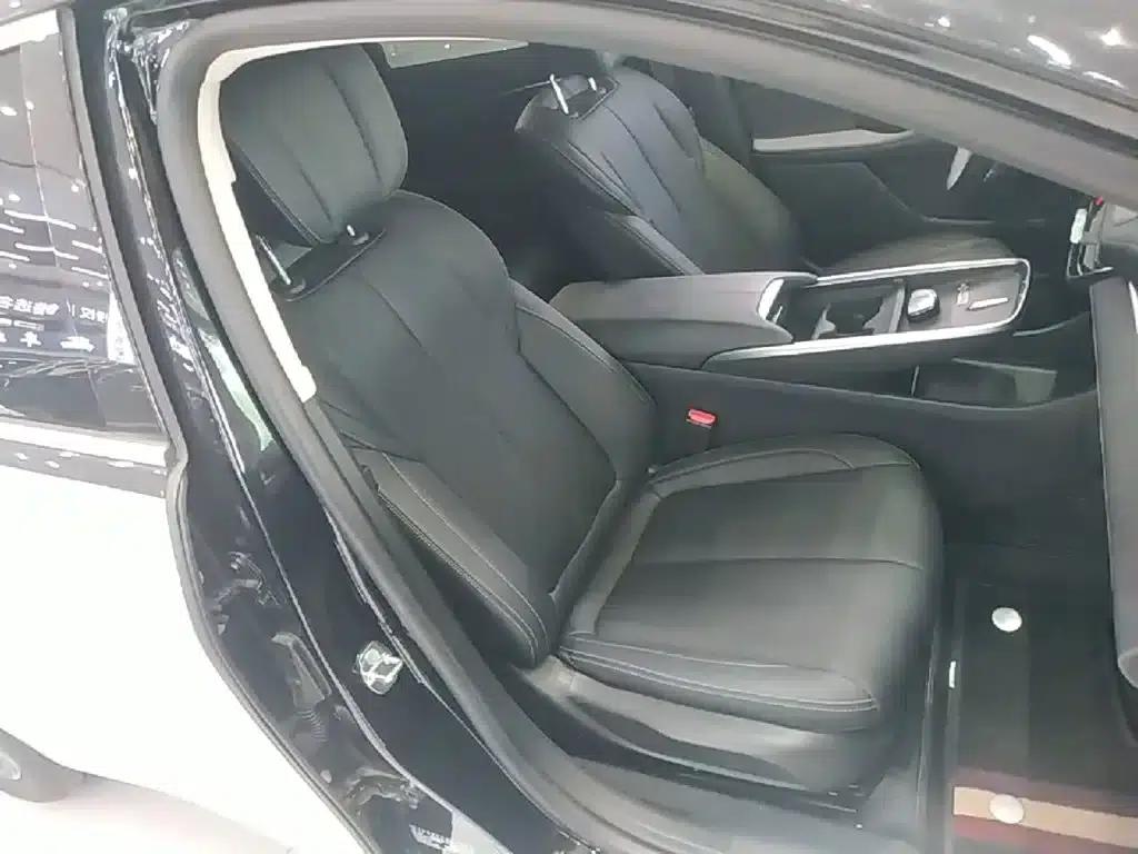 Buick LaCrosse 2025 28T Platinum Edition — миниатюра 25