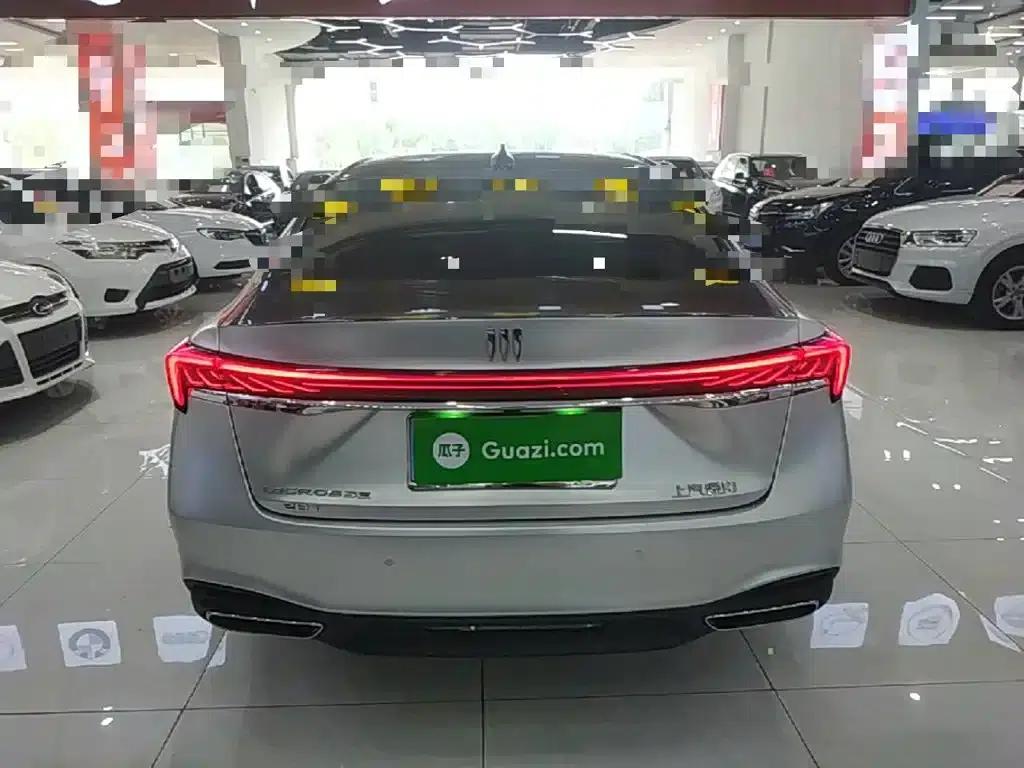 Buick LaCrosse 2025 28T Platinum Edition — миниатюра 6