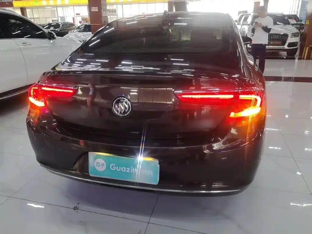 Buick LaCrosse 2018 20T Elite — миниатюра 6