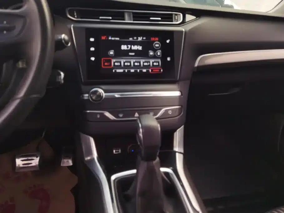 Peugeot 408 2014 1.8L Automatic Luxury Edition — миниатюра 13
