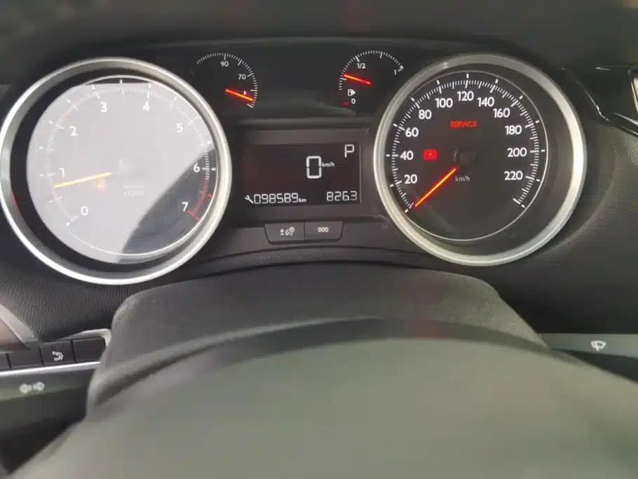 Peugeot 408 2014 1.8L Automatic Luxury Edition — миниатюра 14
