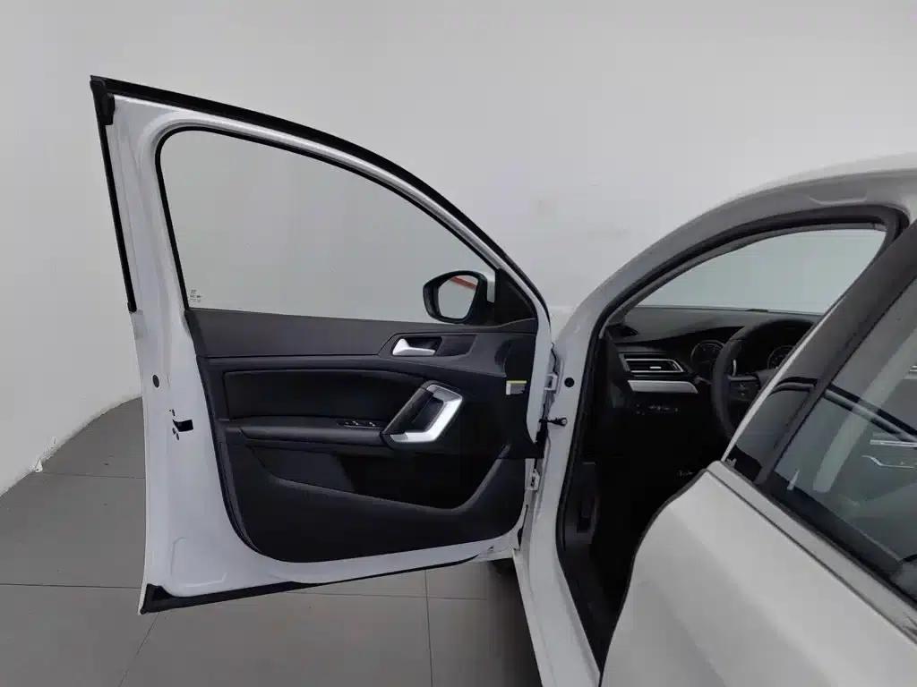 Peugeot 408 2020 360THP 10th Anniversary Edition — миниатюра 8