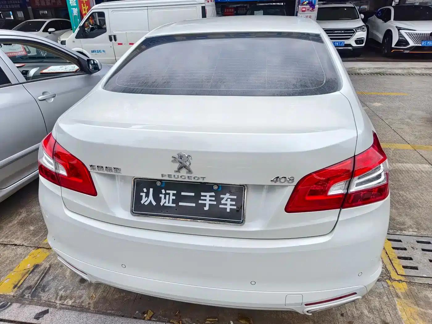 Peugeot 408 2016 1.6T Automatic Luxury Edition — миниатюра 9