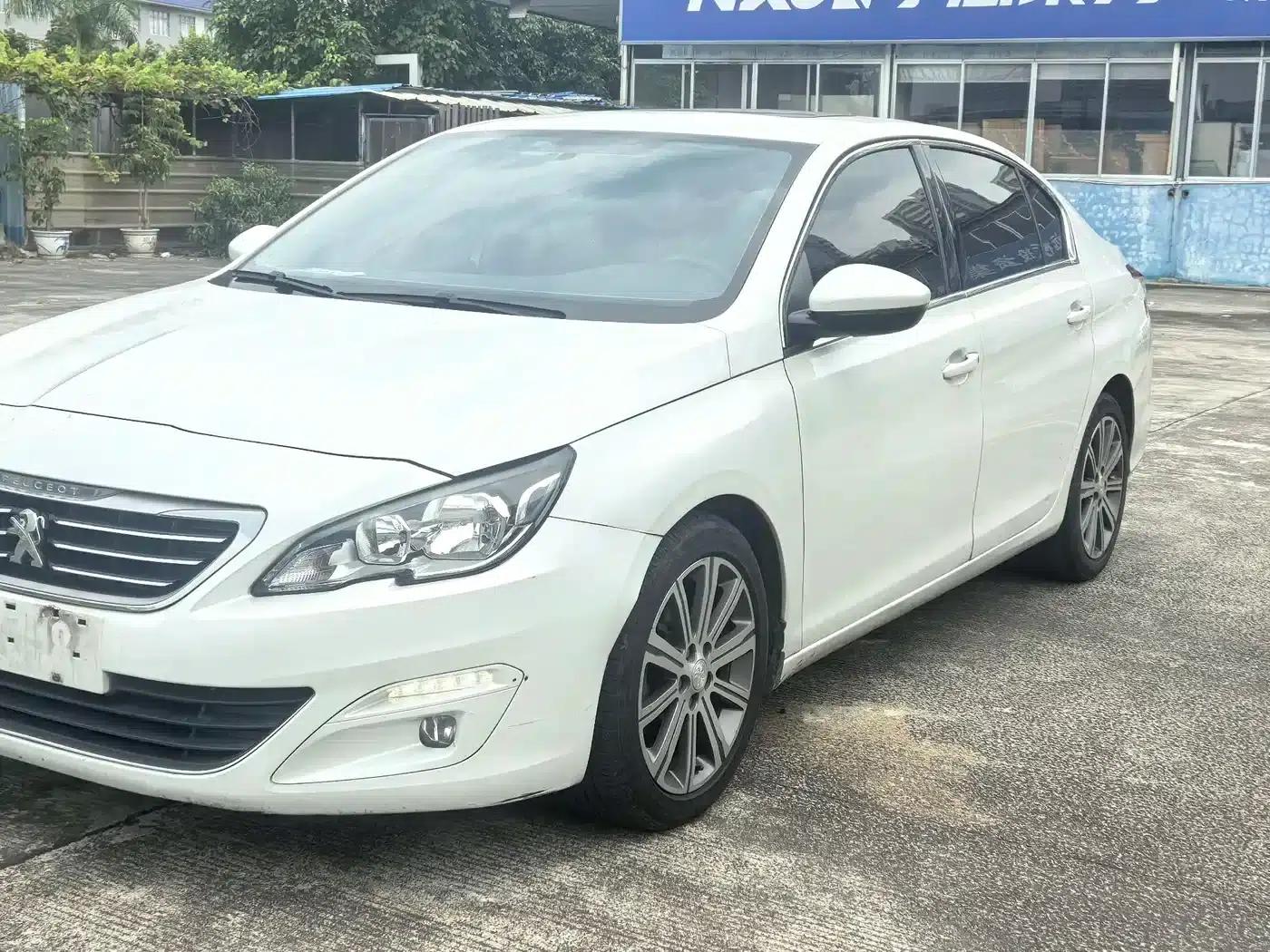 Peugeot 408 2014 1.8L Automatic Luxury Edition — миниатюра 1