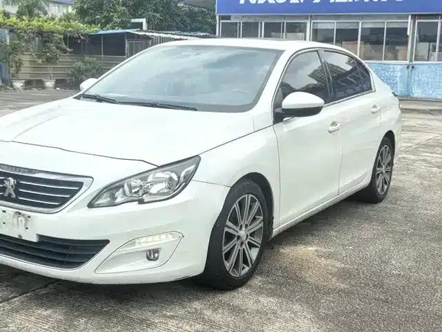 Peugeot 408 2014 1.8L Automatic Luxury Edition