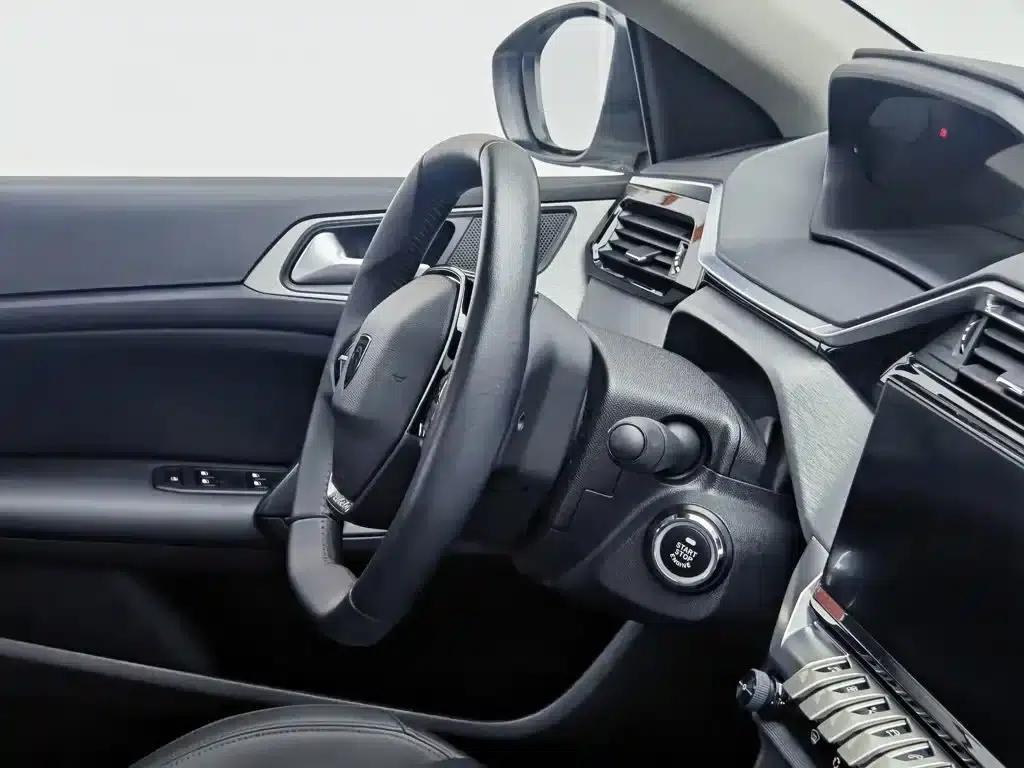 Peugeot 408 2022 1.6T Chasing Light Edition — миниатюра 22
