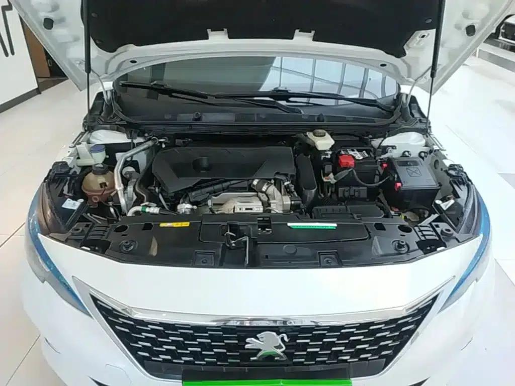 Peugeot 408 2020 360THP 10th Anniversary Edition — миниатюра 20