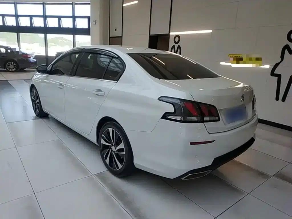 Peugeot 408 2020 360THP 10th Anniversary Edition — миниатюра 5