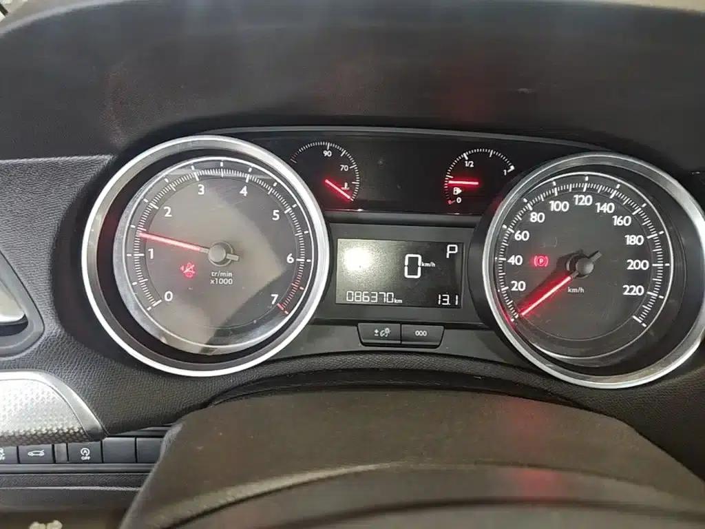 Peugeot 408 2019 360THP Automatic Luxury Edition (China VI Emission Standard) — миниатюра 12