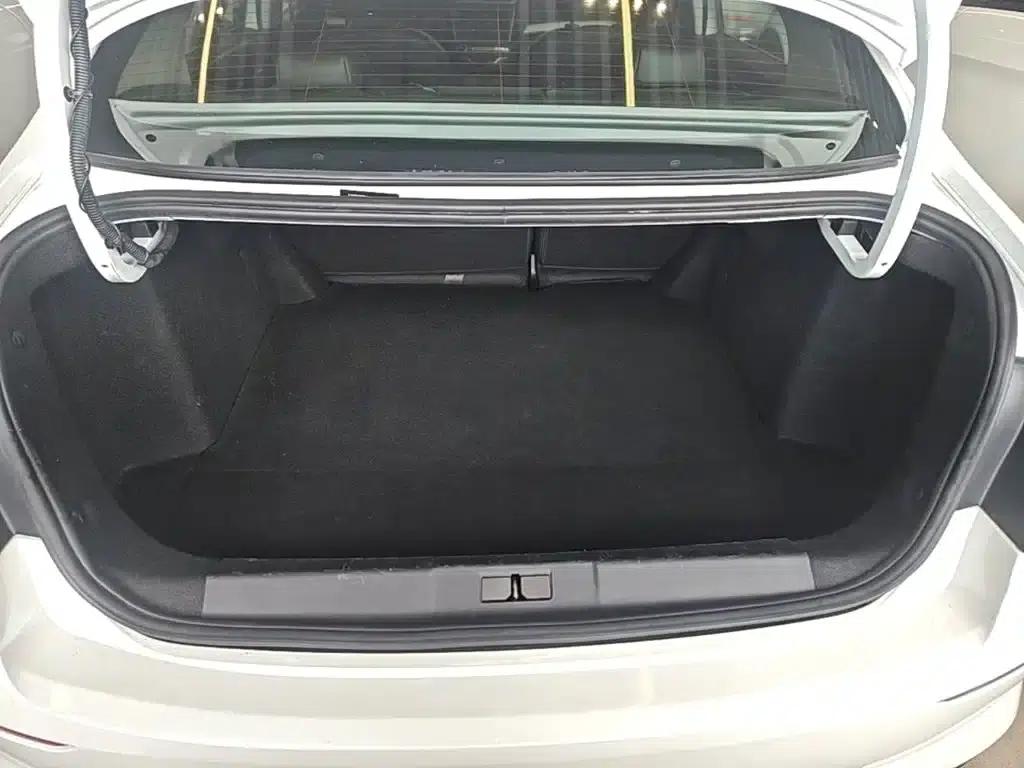 Peugeot 408 2019 360THP Automatic Luxury Edition (China VI Emission Standard) — миниатюра 19