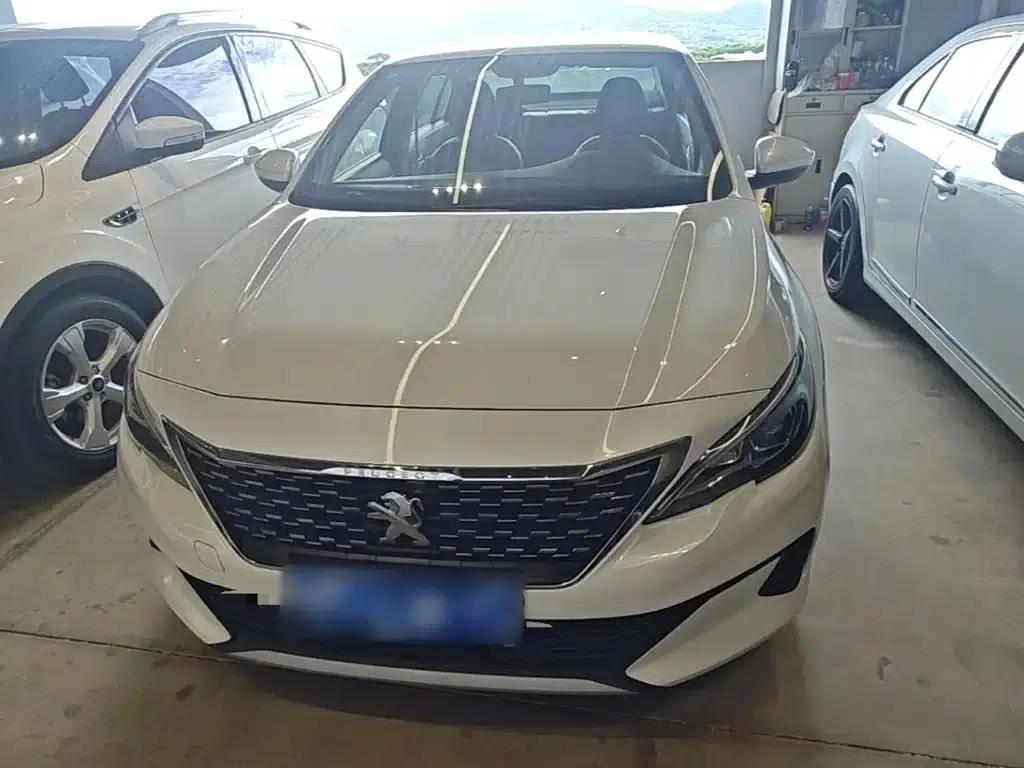 Peugeot 408 2019 360THP Automatic Luxury Edition (China VI Emission Standard) — миниатюра 3