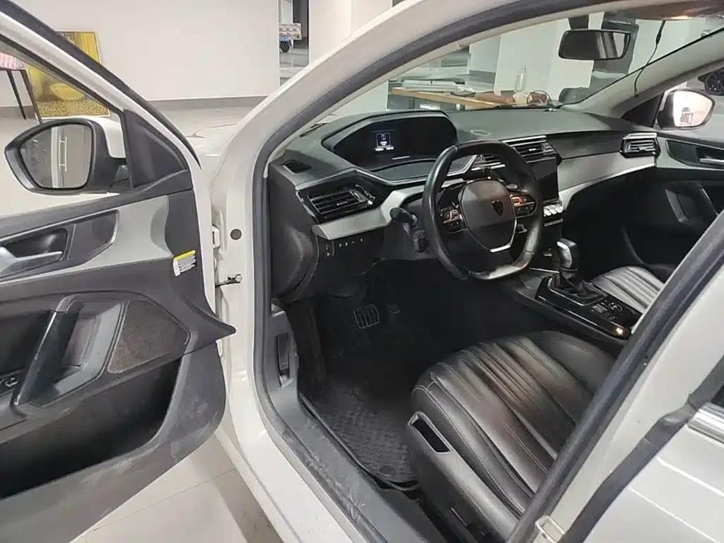 Peugeot 408 2022 1.6T Chasing Light Edition — миниатюра 16