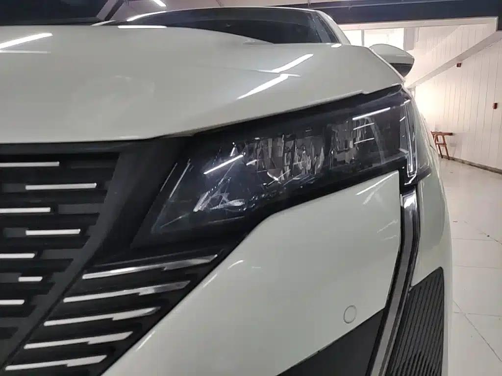 Peugeot 408 2022 1.6T Chasing Light Edition — миниатюра 24