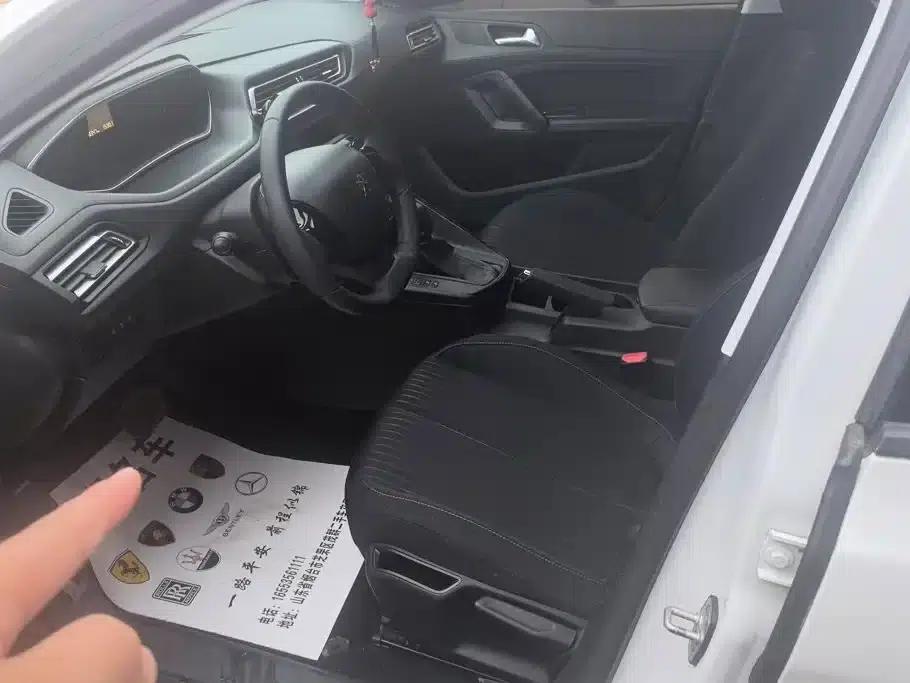 Peugeot 308 2016 1.6L Automatic Fashion Edition — миниатюра 9
