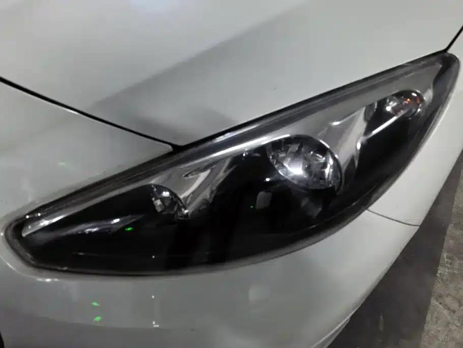 Peugeot 308 2013 1.6L Automatic Premium Edition — миниатюра 5