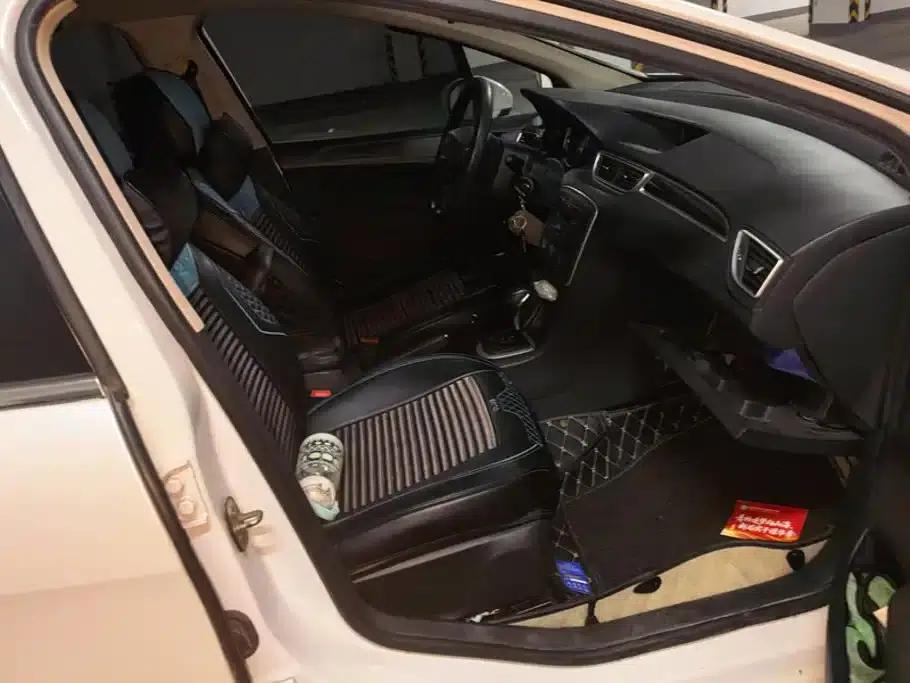 Peugeot 308 2013 1.6L Automatic Premium Edition — миниатюра 8