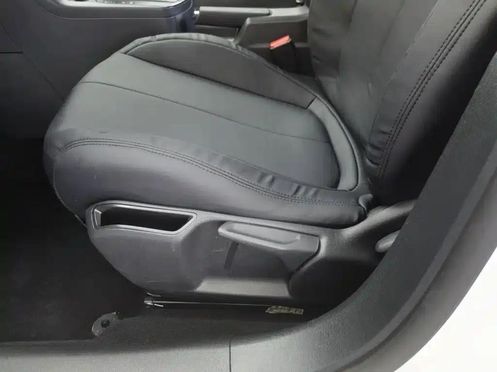 Peugeot 308 2016 1.6L Automatic Fashion Edition — миниатюра 20