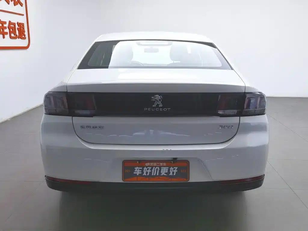 Peugeot 308 2016 1.6L Automatic Fashion Edition — миниатюра 4