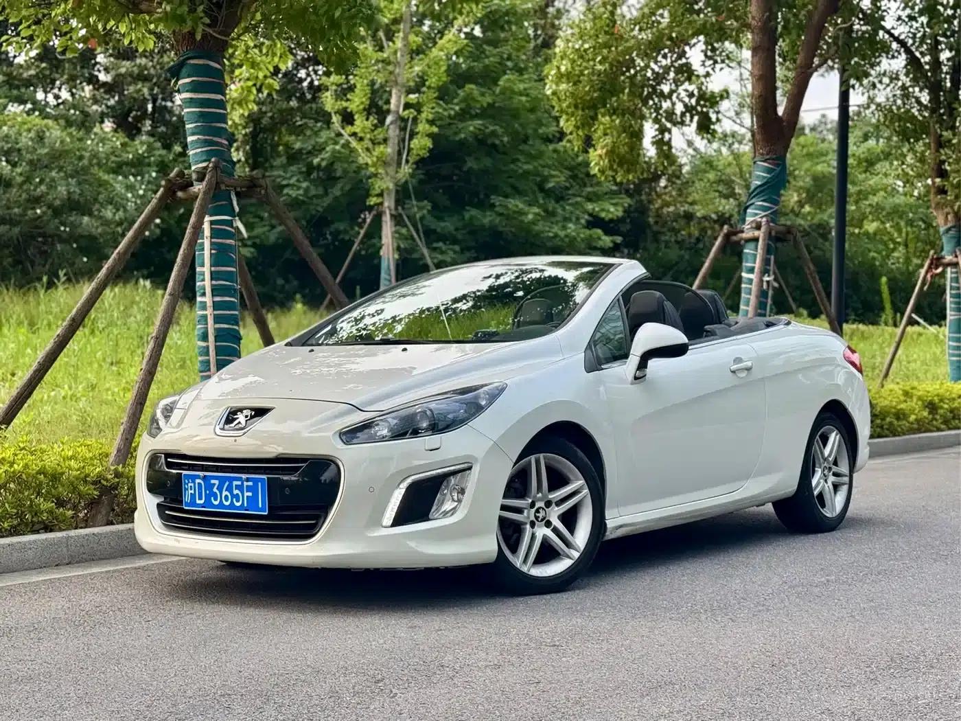 Peugeot 308 Imported 2012 Model 1.6T CC Fashion Edition — миниатюра 1
