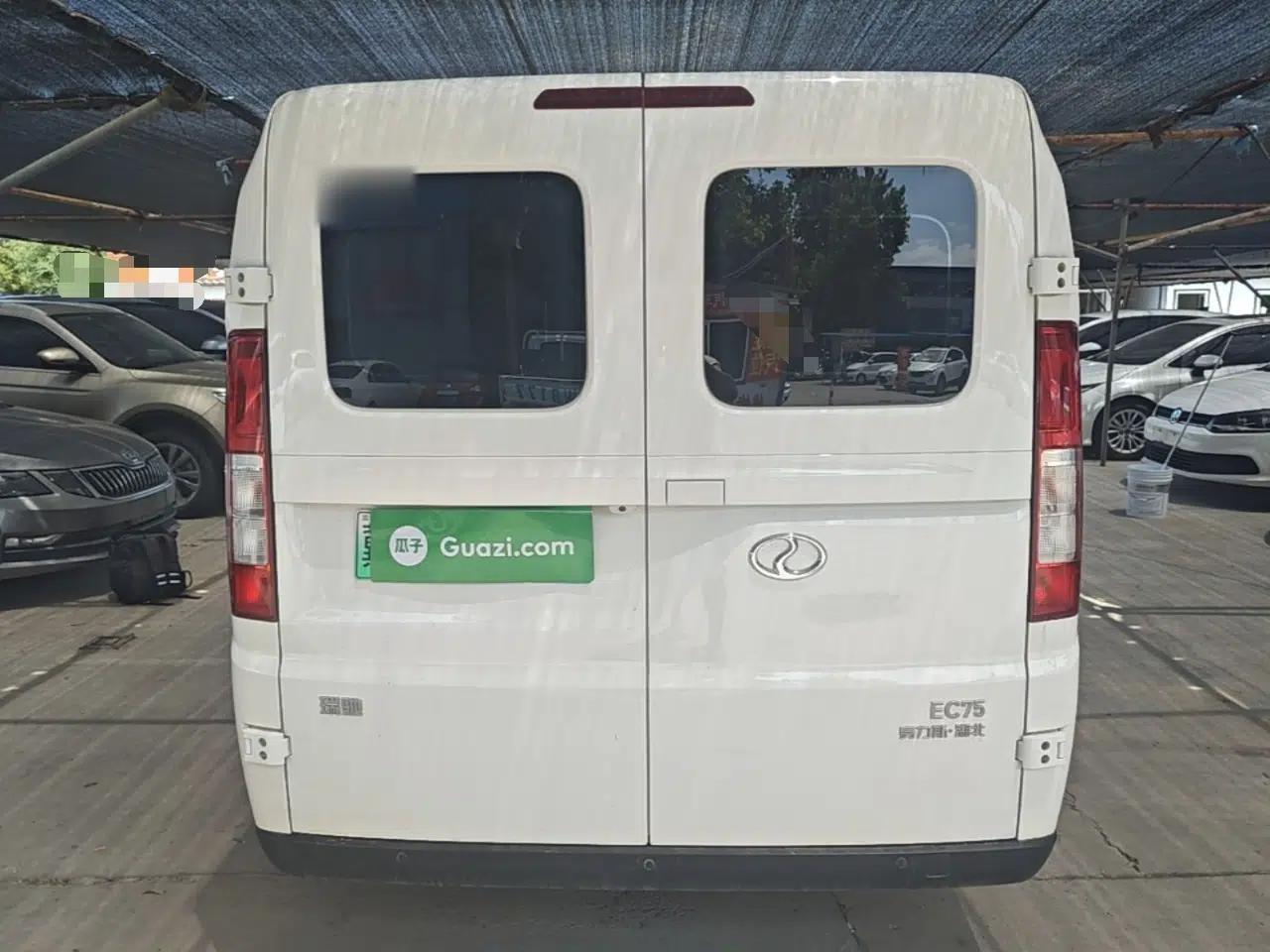Ruichi EC75 2025 Model Passenger Vehicle Smart Driving Ultra-Charging Edition, Pioneer Type I, 52.16 kWh — миниатюра 5