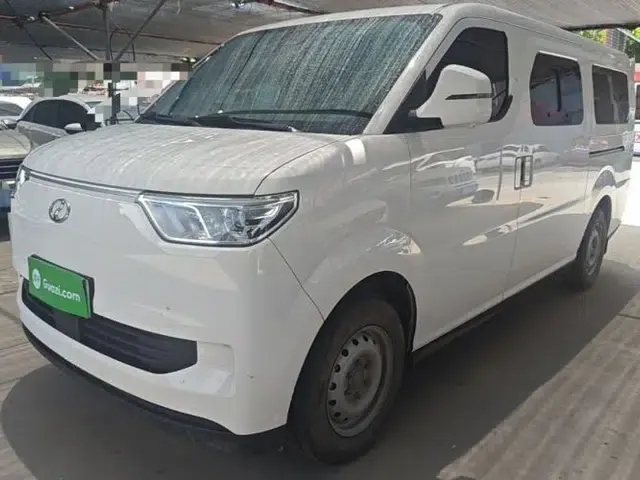 Ruichi EC75 2025 Model Passenger Vehicle Smart Driving Ultra-Charging Edition, Pioneer Type I, 52.16 kWh