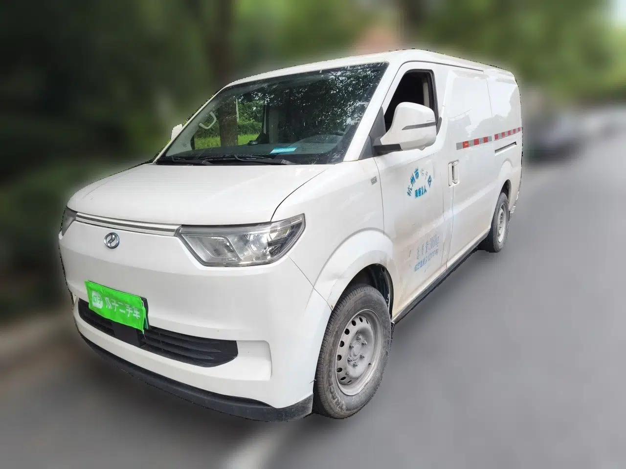 Ruichi EC75 2024 Pioneer Model I 41.5 kWh — миниатюра 1