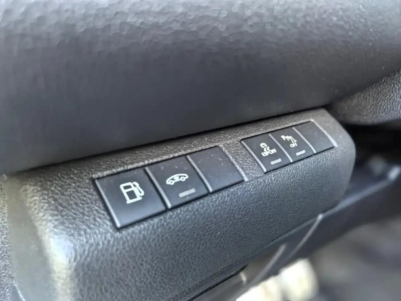 Peugeot 3008 2013 2.0L Automatic Trend Edition — миниатюра 12