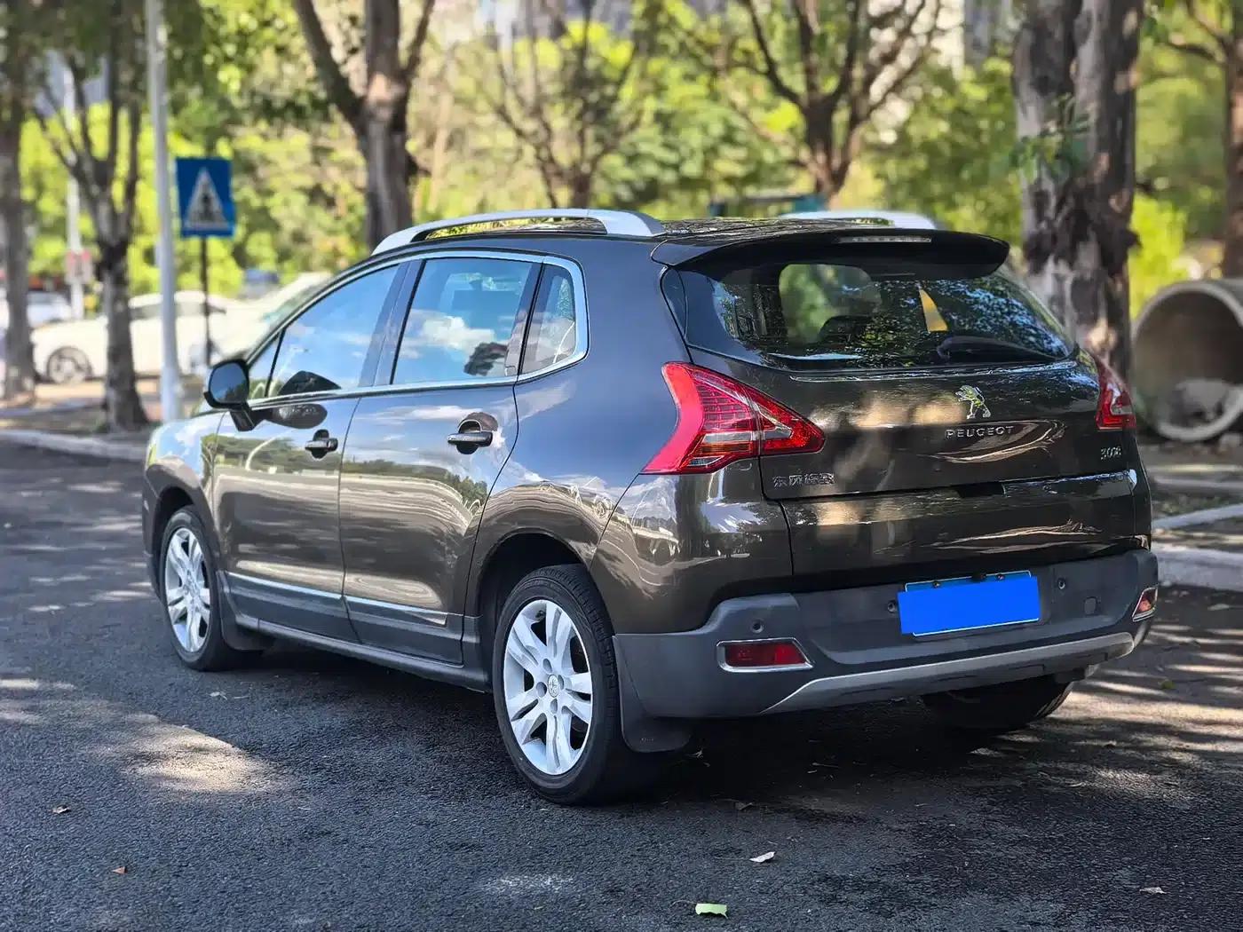 Peugeot 3008 2013 2.0L Automatic Trend Edition — миниатюра 16