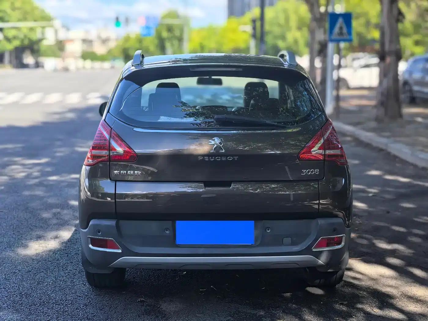 Peugeot 3008 2013 2.0L Automatic Trend Edition — миниатюра 26