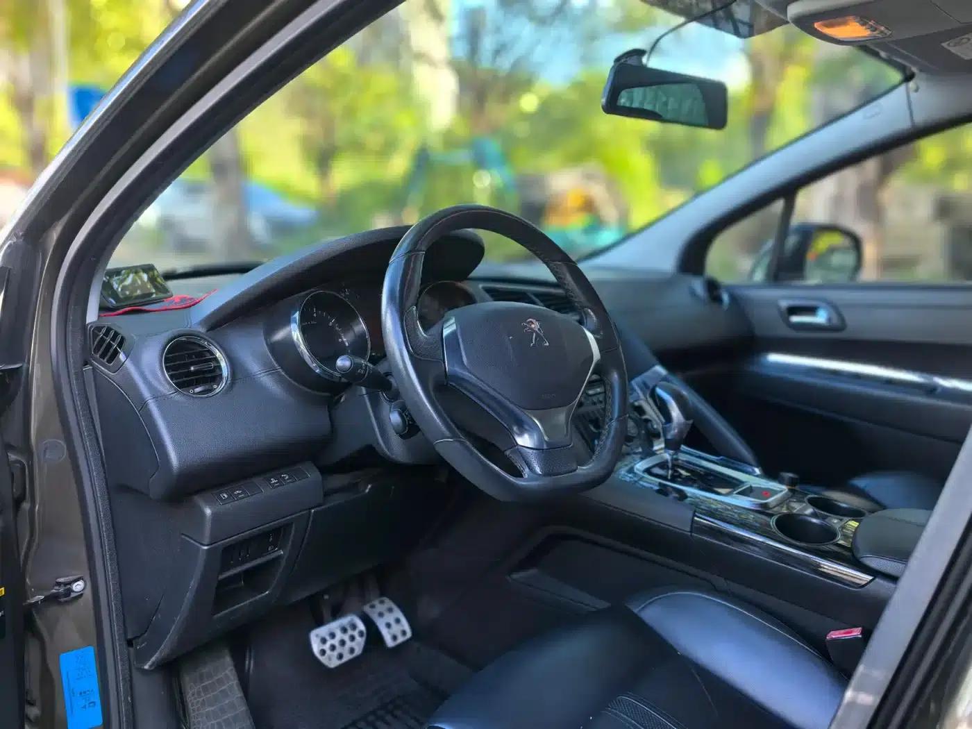 Peugeot 3008 2013 2.0L Automatic Trend Edition — миниатюра 4