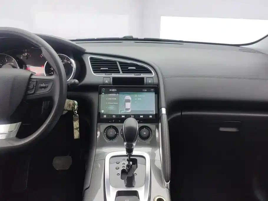 Peugeot 3008 2016 2.0L Automatic Classic Edition — миниатюра 13