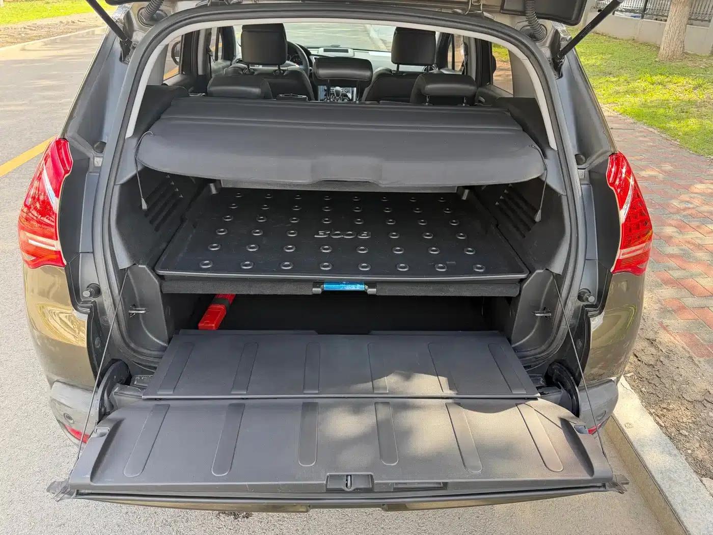 Peugeot 3008 2013 2.0L Automatic Trend Edition — миниатюра 11