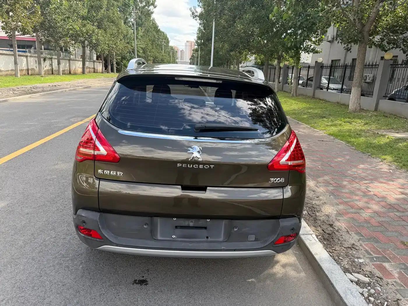 Peugeot 3008 2013 2.0L Automatic Trend Edition — миниатюра 13