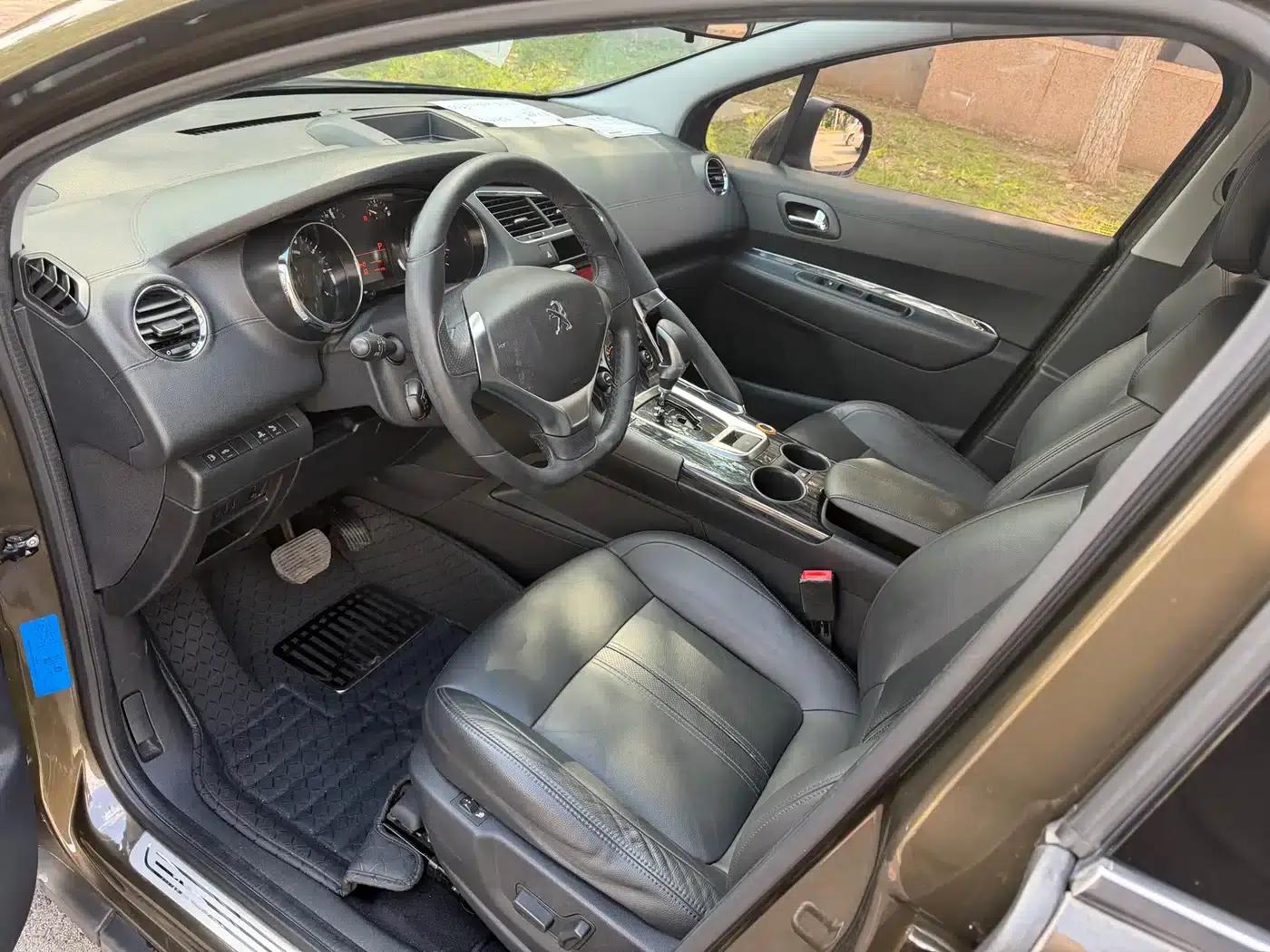 Peugeot 3008 2013 2.0L Automatic Trend Edition — миниатюра 8
