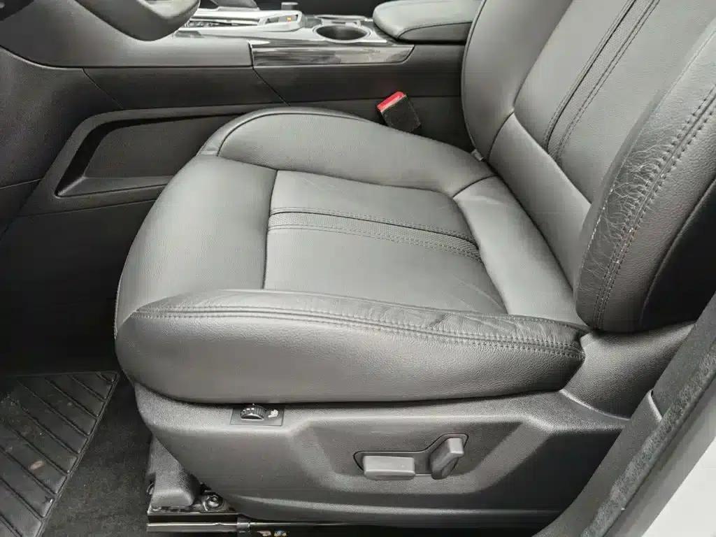 Peugeot 3008 2015 2.0L Automatic Trend Edition — миниатюра 20