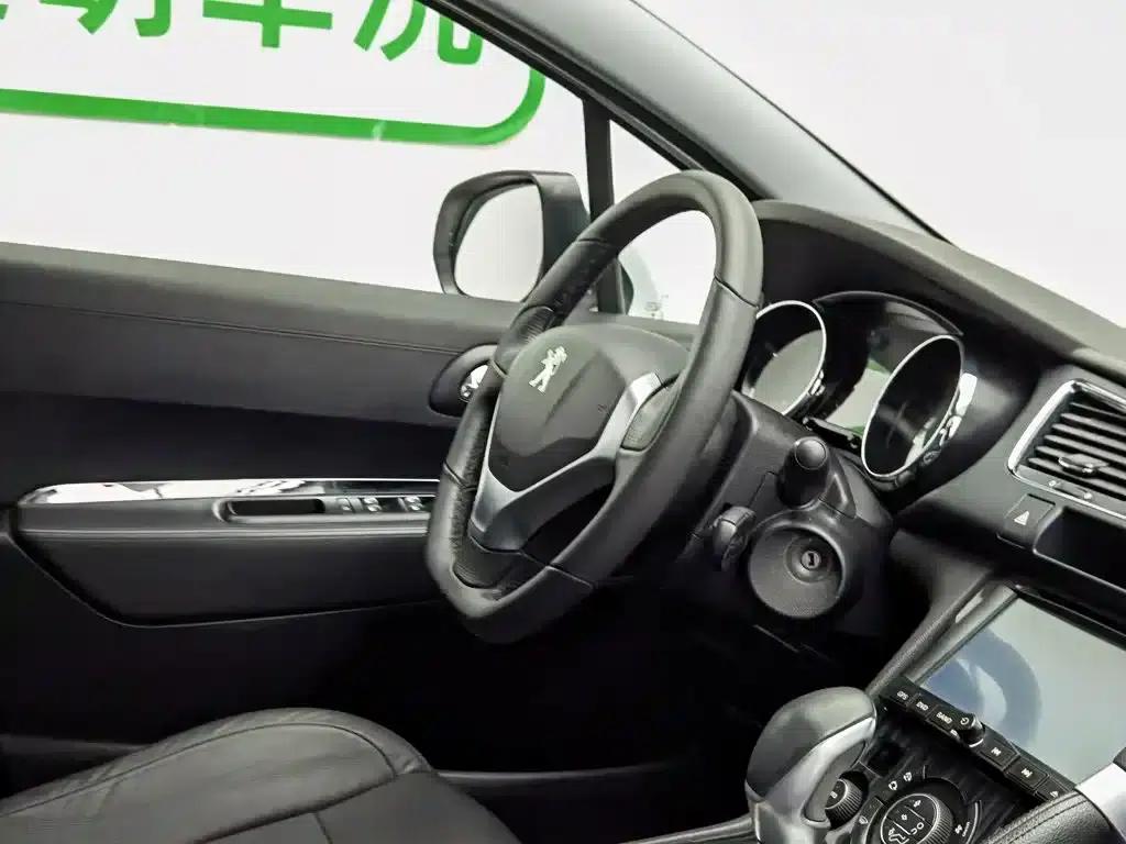 Peugeot 3008 2015 2.0L Automatic Trend Edition — миниатюра 22