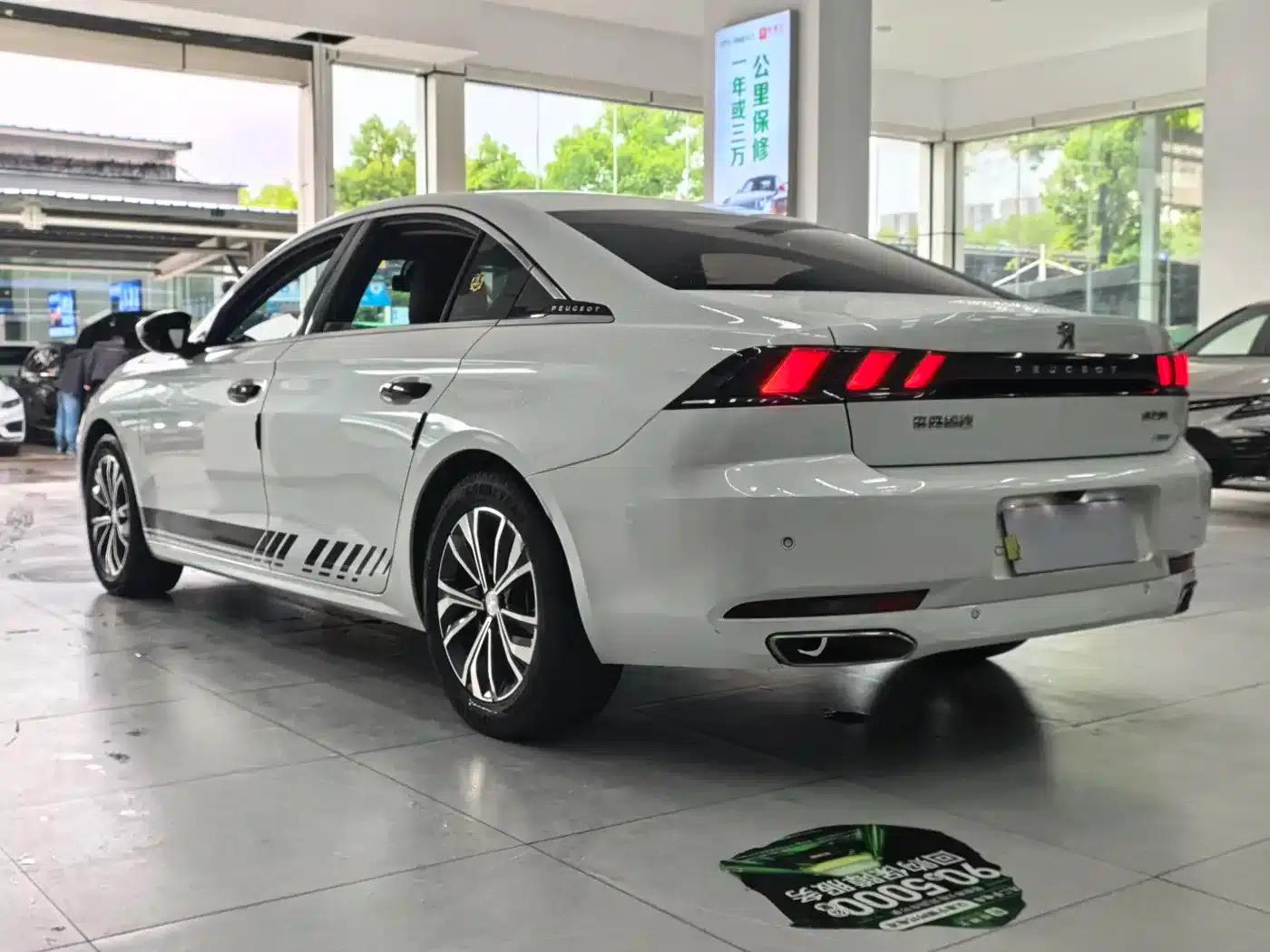 Peugeot 508 2022 Model 508L 400THP PureTech Driving Control Edition — миниатюра 17