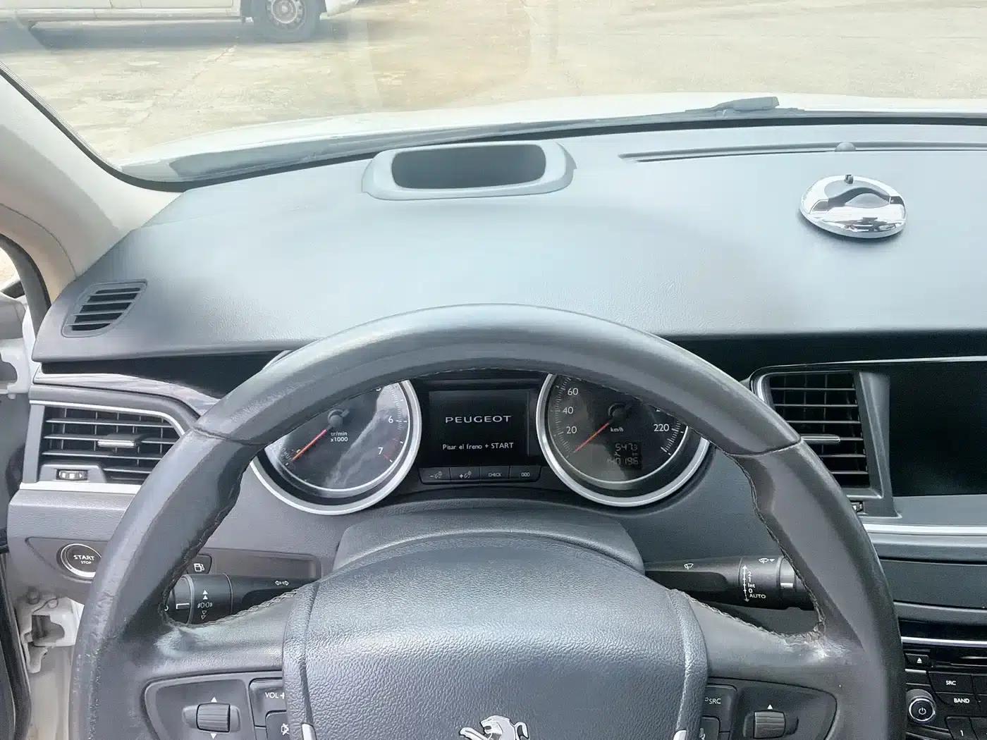 Peugeot 508 2014 2.3L Roland Garros Edition — миниатюра 9