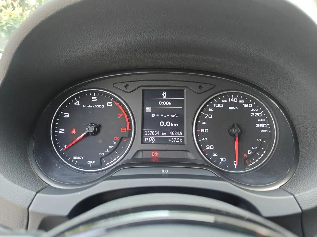 Audi A3 2016 Sportback 35 TFSI Ambition — миниатюра 11