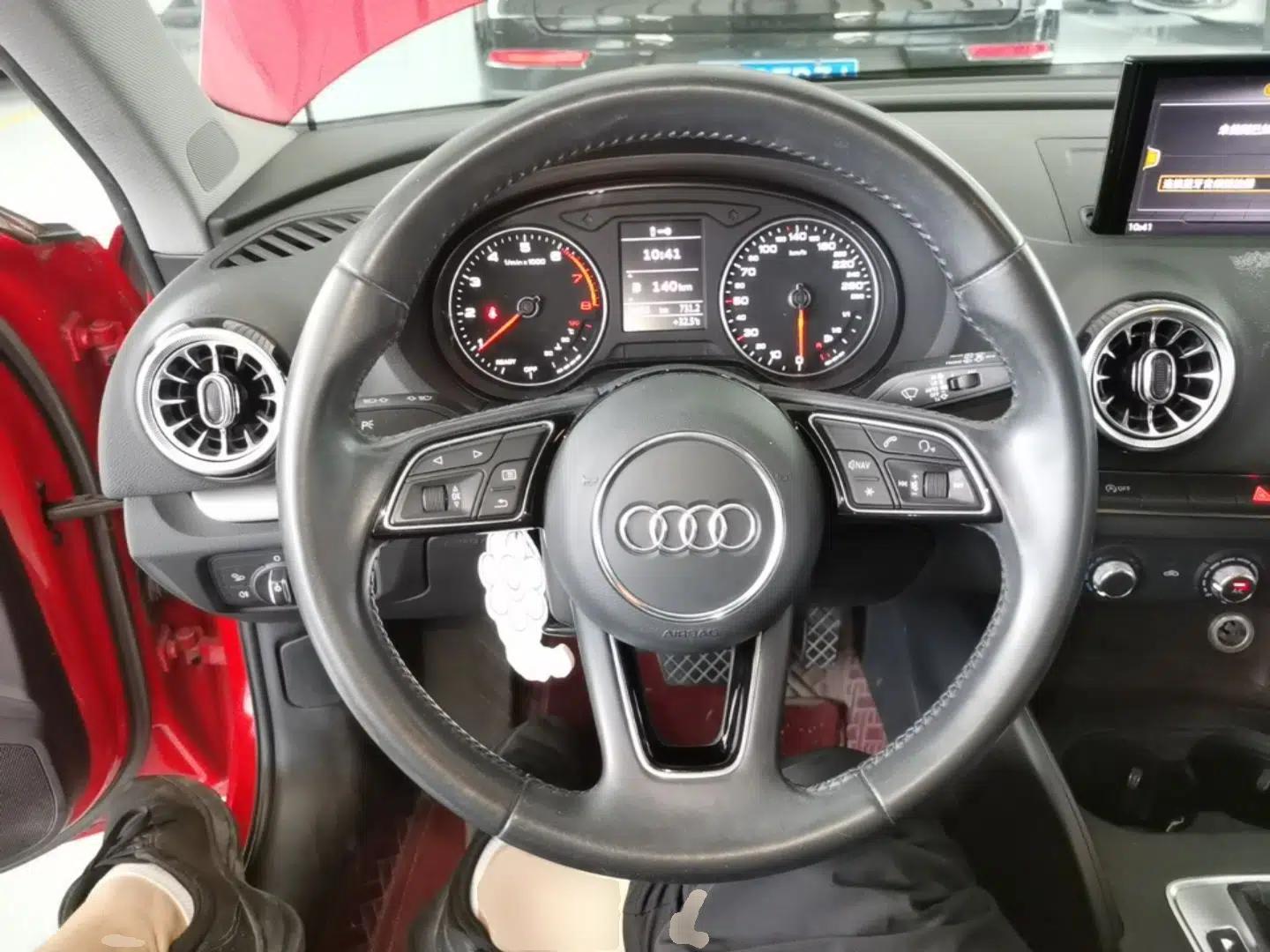 Audi A3 2019 Sportback 35 TFSI Ambition China VI — миниатюра 13