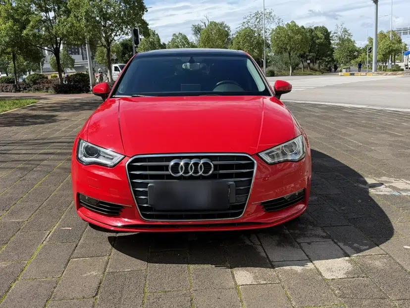 Audi A3 2015 Limousine 35 TFSI Millionth Anniversary Comfort Model — миниатюра 4