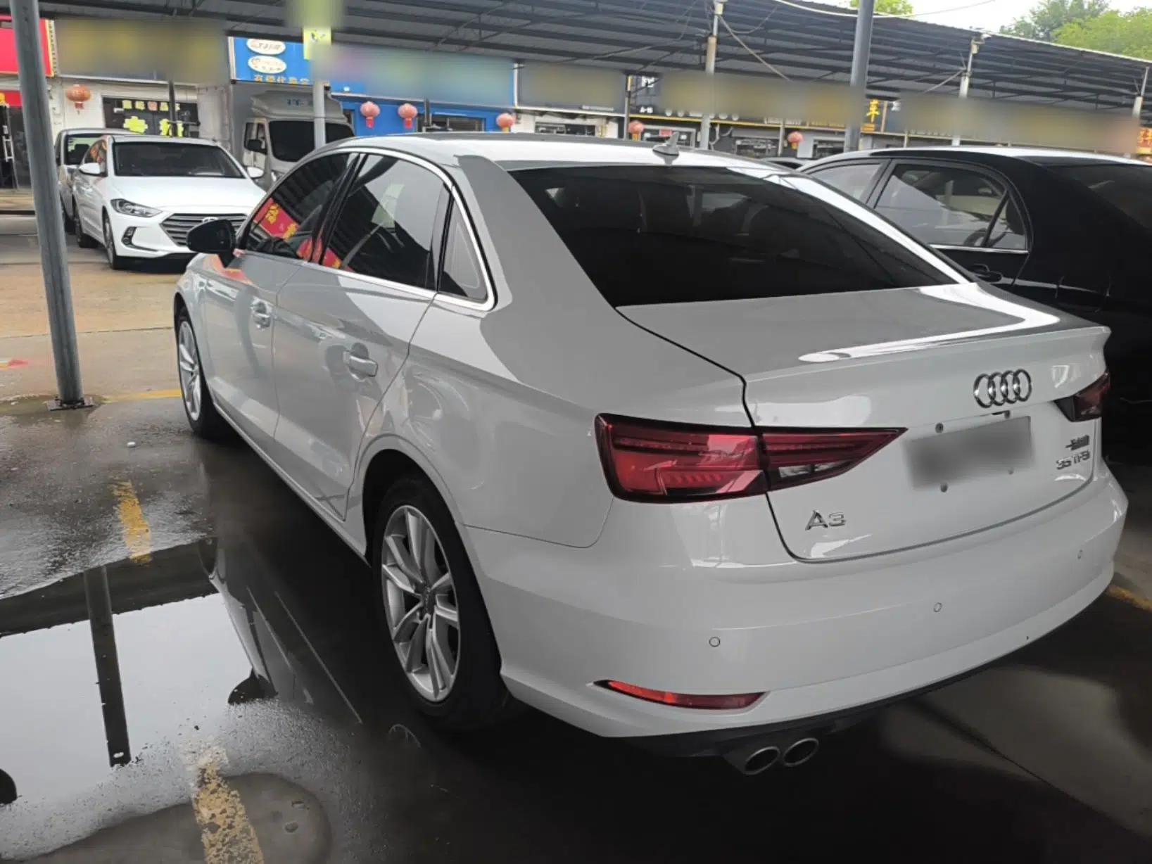 Audi A3 2018 30th Anniversary Edition Limousine 35 TFSI Ambition Model — миниатюра 4
