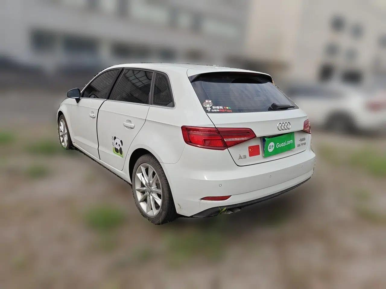 Audi A3 2018 30th Anniversary Edition Sportback 35 TFSI Ambition Model — миниатюра 4