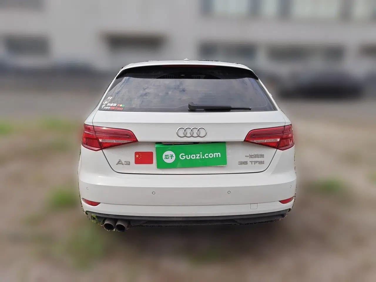Audi A3 2018 30th Anniversary Edition Sportback 35 TFSI Ambition Model — миниатюра 5