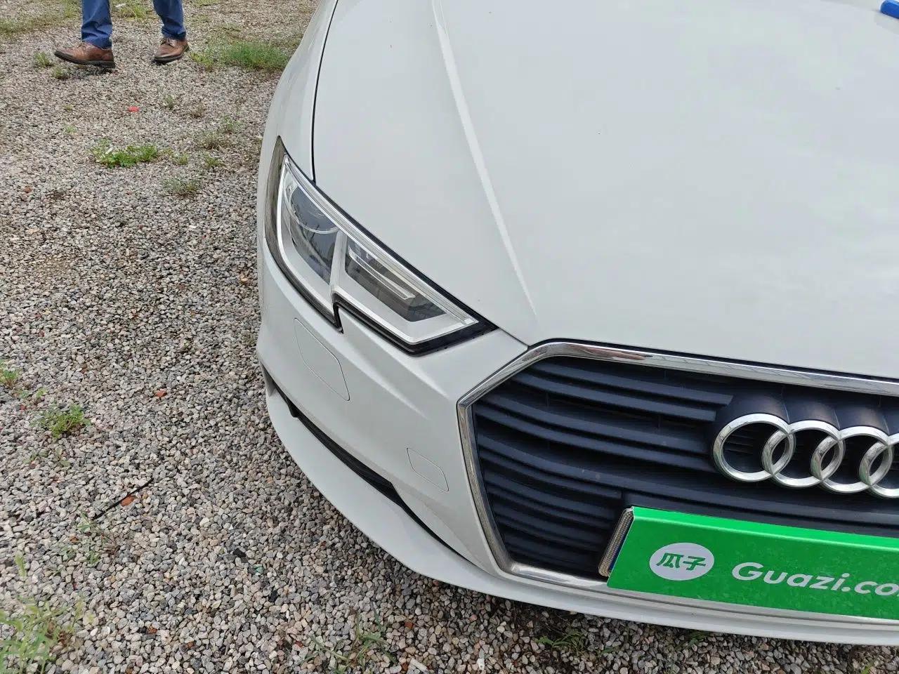 Audi A3 2018 30th Anniversary Edition Sportback 35 TFSI Ambition Model — миниатюра 7