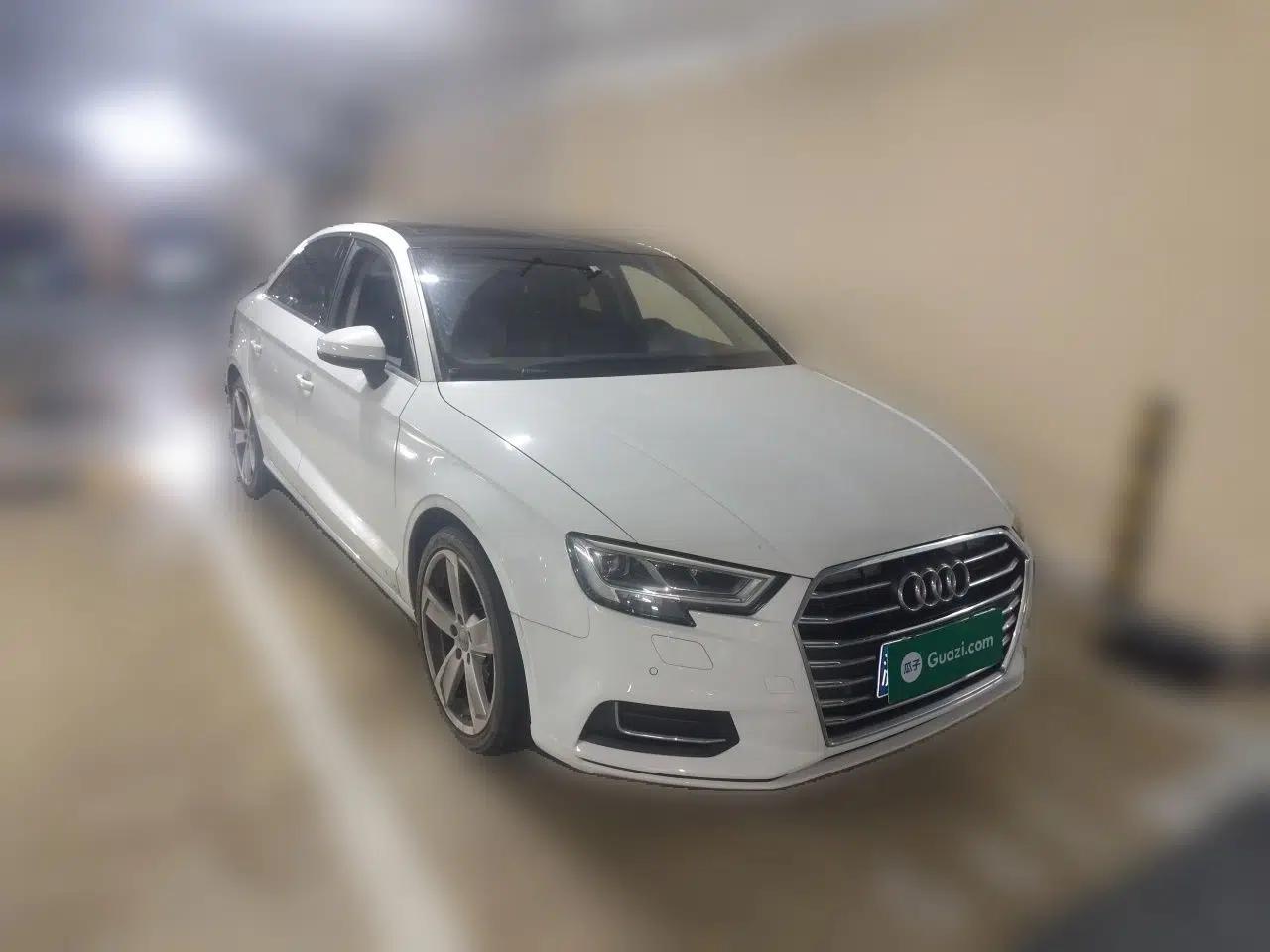 Audi A3 2017 Limousine 35 TFSI Style Edition — миниатюра 3