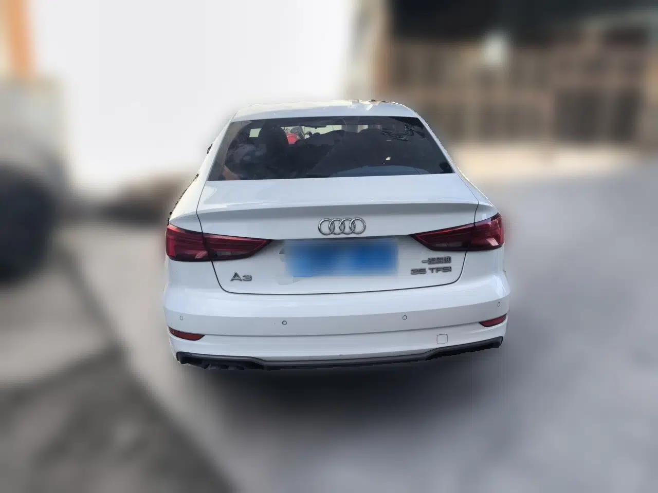 Audi A3 2017 Limousine 35 TFSI Fashion Model — миниатюра 5