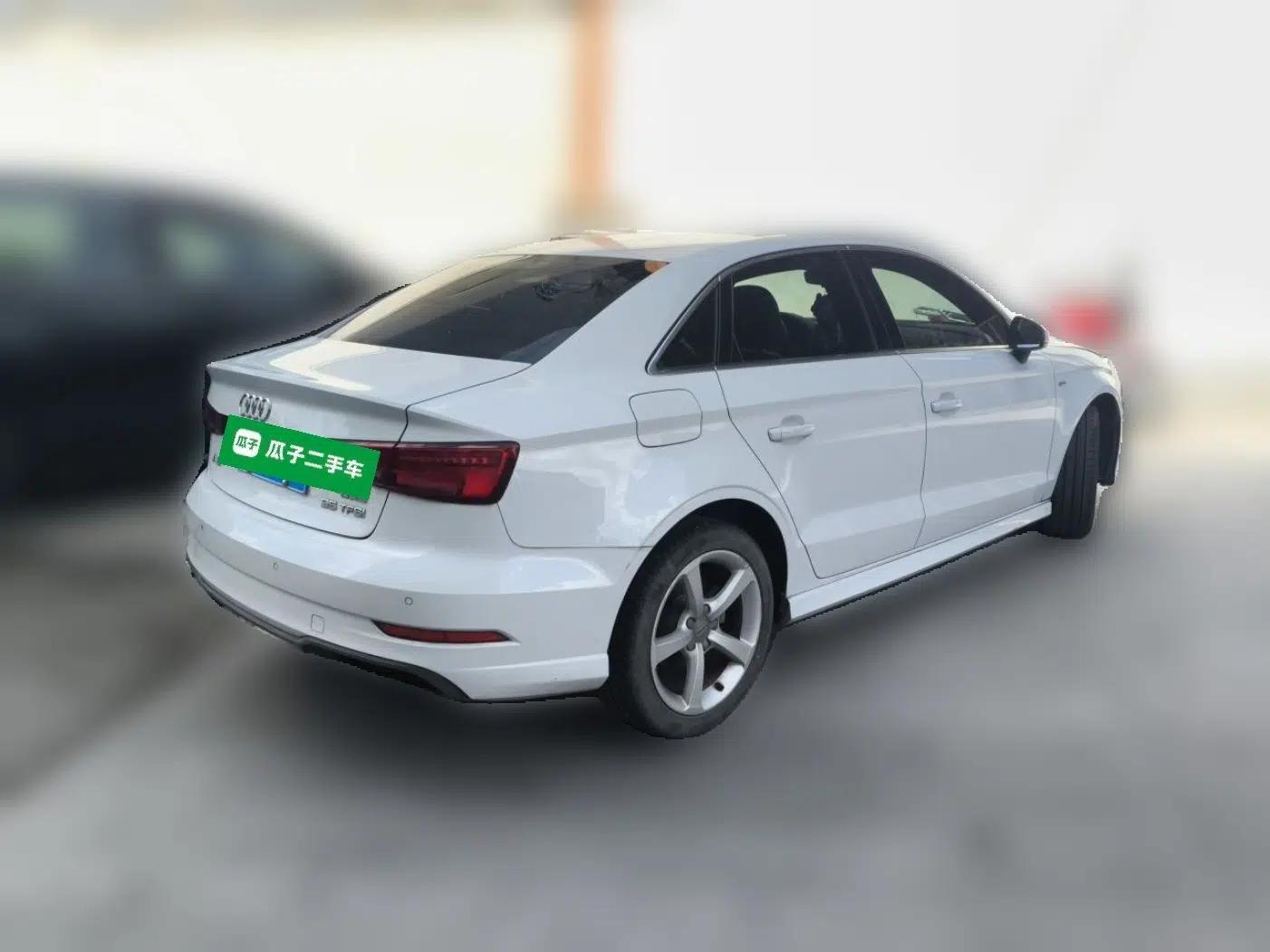 Audi A3 2017 Limousine 35 TFSI Fashion Model — миниатюра 6