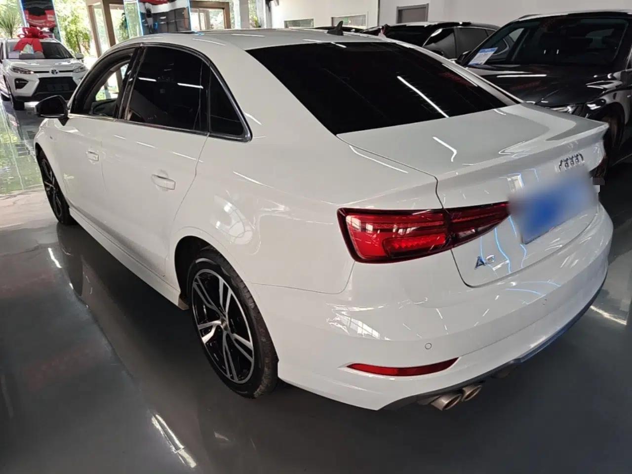 Audi A3 2020 Limousine 35 TFSI Fashion Edition China VI Emission Standard — миниатюра 4